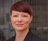 Head-shot photo of author Susannah Roth