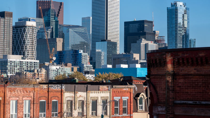 Toronto skyline featuring the CN Tower